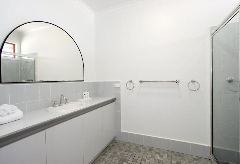 ファミリールーム, Mariners Cove At Paynesville