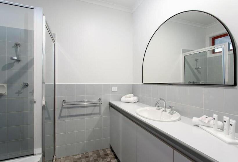 レイクビュースタンダードルーム, Mariners Cove At Paynesville