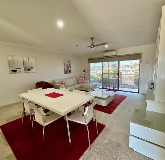 １ベッドルームアパートメント, Mariners Cove At Paynesville