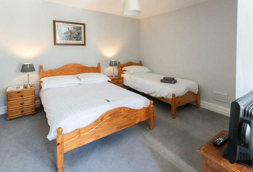 スタンダードトリプルルーム, Ashleigh House   Room Only