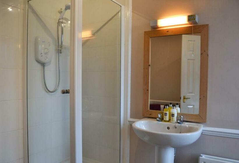 חדר סטנדרט נוף להרים, Ashleigh House   Room Only