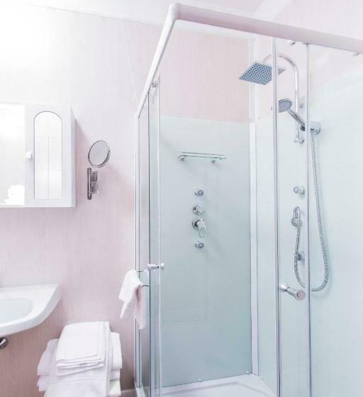 スタンダードルーム, Quari Hotel Restaurant & Pizza