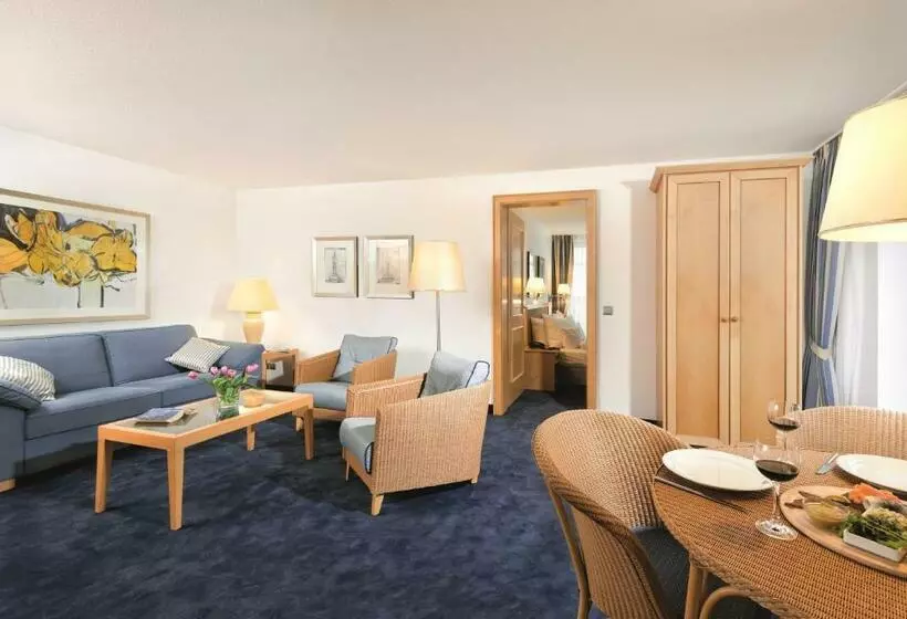 Sviitti Merinäkymä, Strandhotel Juister Hof
