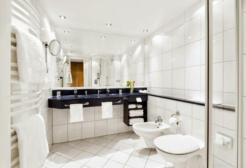 إستوديو قياسى, Strandhotel Juister Hof