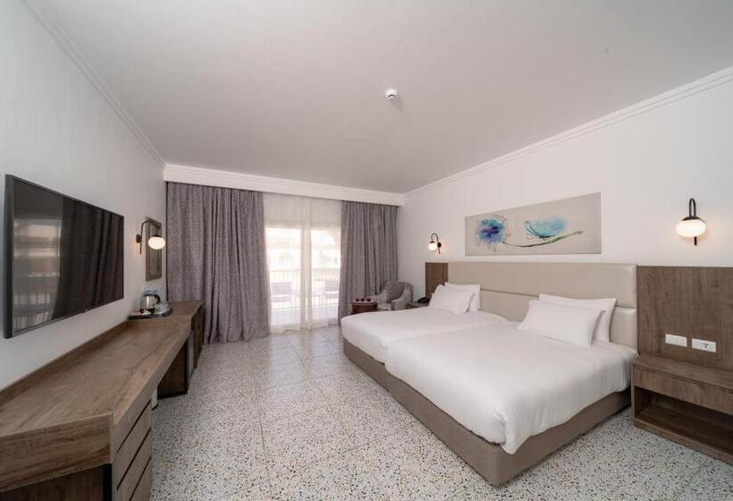 اتاق لوکس با چشم‌انداز استخر, Pickalbatros Vita Resort   Portofino Marsa Alam