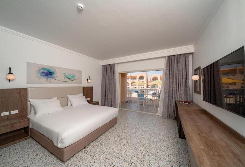 اتاق لوکس با چشم‌انداز استخر, Pickalbatros Vita Resort   Portofino Marsa Alam