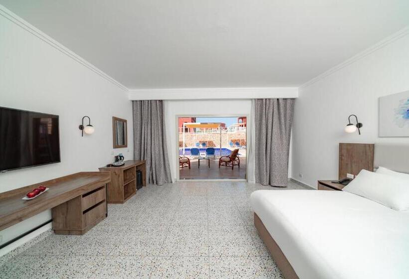 اتاق لوکس با چشم‌انداز استخر, Pickalbatros Vita Resort   Portofino Marsa Alam