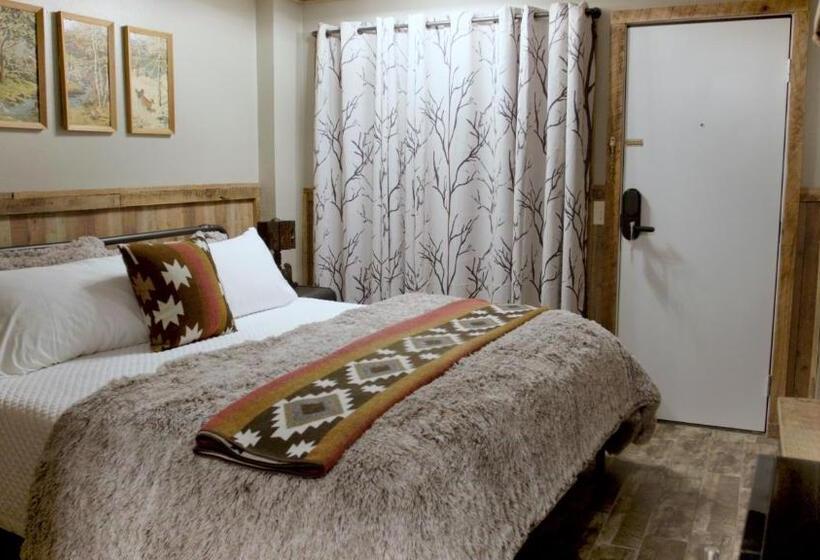 Стандартный Номер Кровать Кинг, Arthur Murray S Motel
