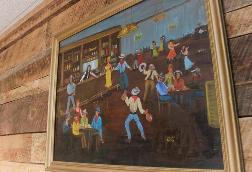 غرفة ديلوكس, Arthur Murray S Motel