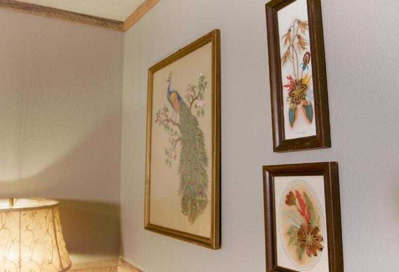 غرفة قياسية سرير كينج, Arthur Murray S Motel