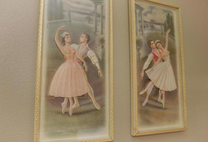 غرفة قياسية سرير كينج, Arthur Murray S Motel