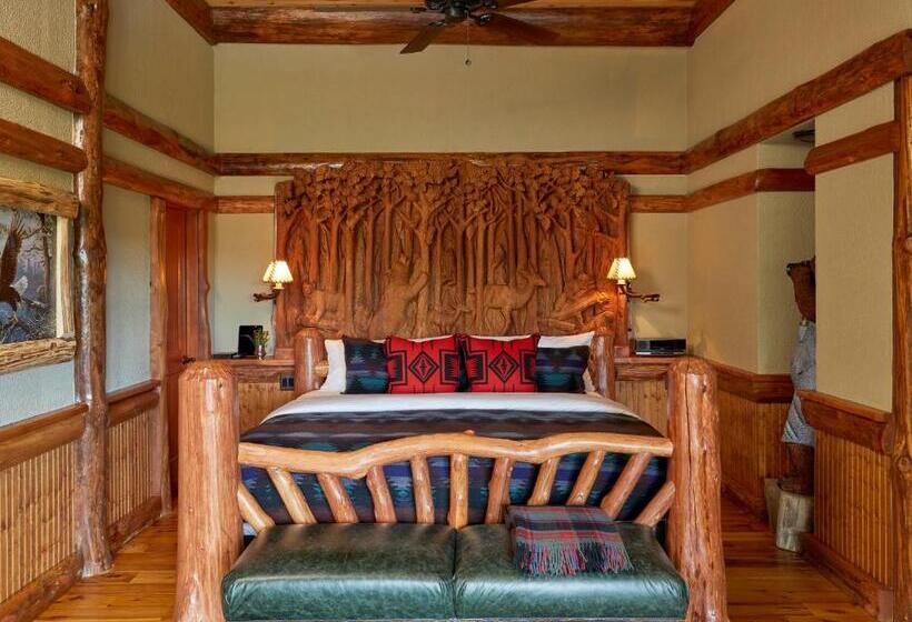 Suite com Varanda, The Chatwal Lodge    In The Unbound Collection By Hyatt