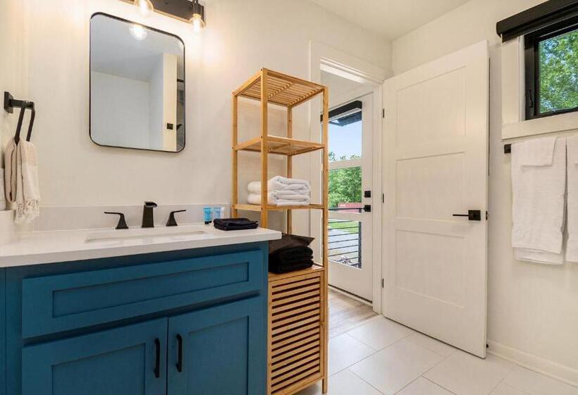 غرفة عائلية, Tranquille Resort