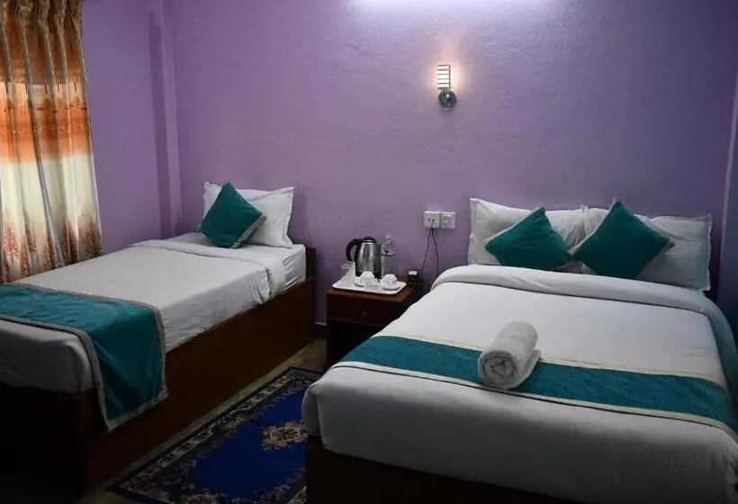 اتاق خانوادگی, Miracle Pokhara