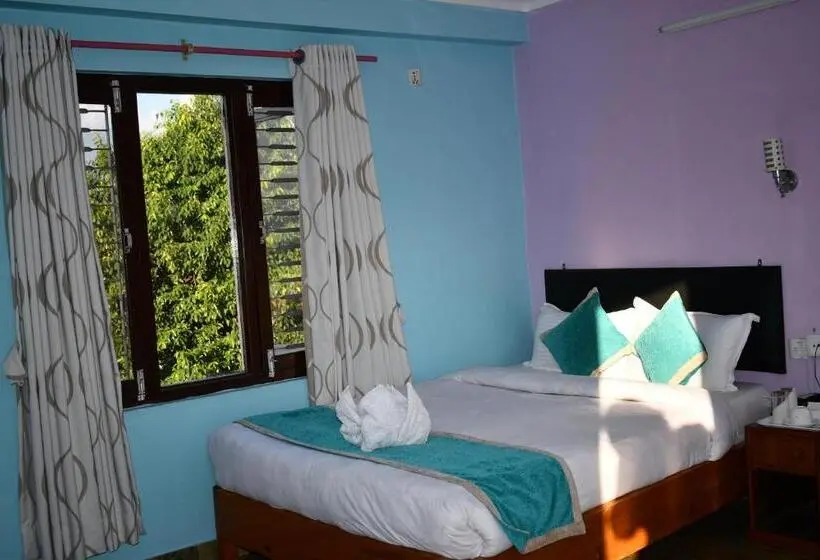 اتاق خانوادگی, Miracle Pokhara