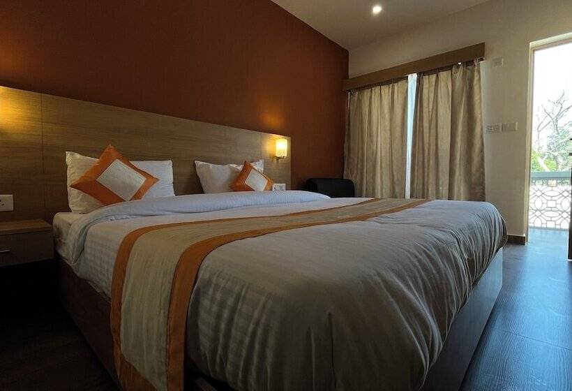 Номер Deluxe, The Bundela   Khajuraho, Madhya Pradesh