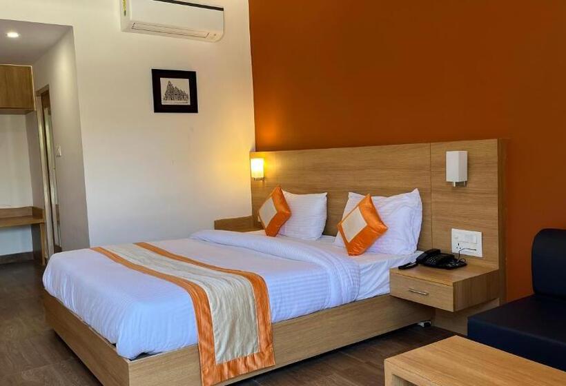 Номер Deluxe, The Bundela   Khajuraho, Madhya Pradesh