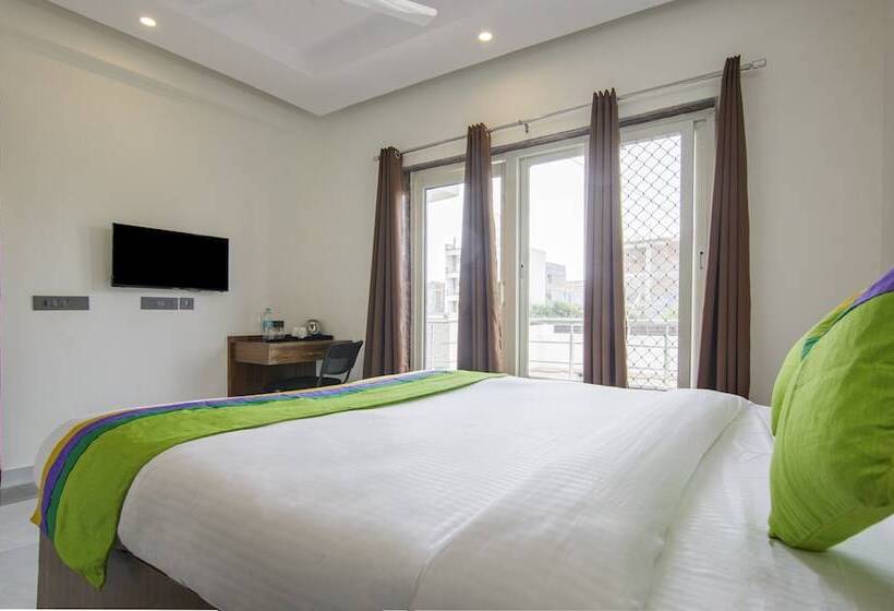 חדר סטנדרט, Treebo Grand Vista   62