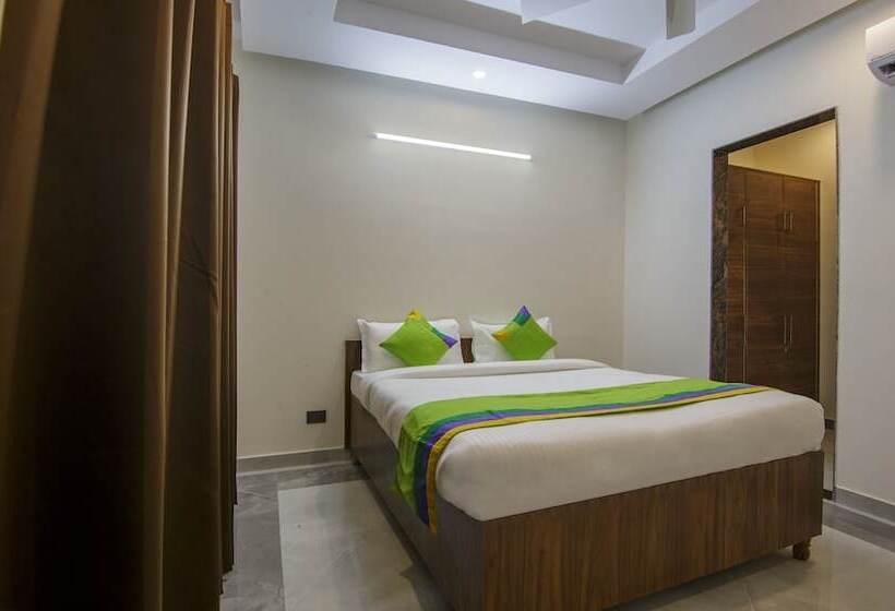 חדר סטנדרט, Treebo Grand Vista   62