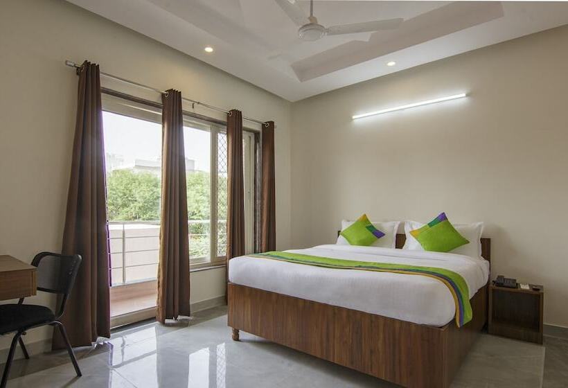 חדר סטנדרט, Treebo Grand Vista   62