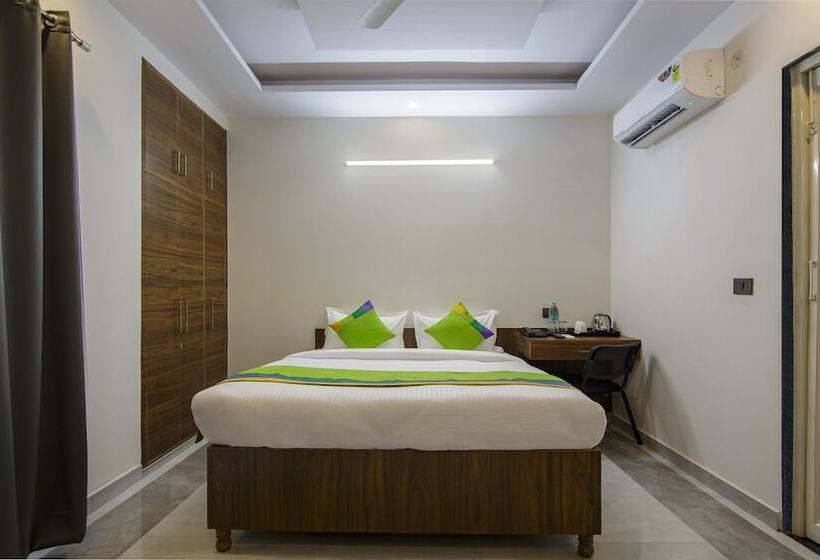 חדר דלוקס, Treebo Grand Vista   62