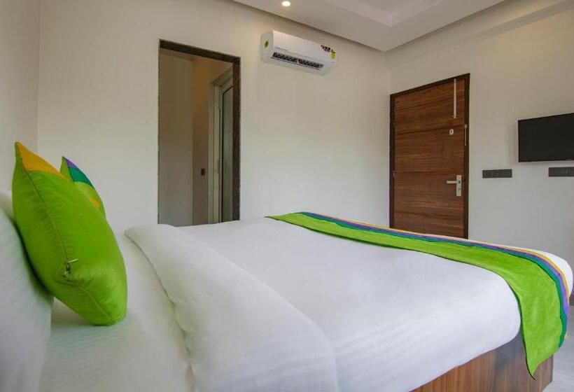 חדר סטנדרט, Treebo Grand Vista   62