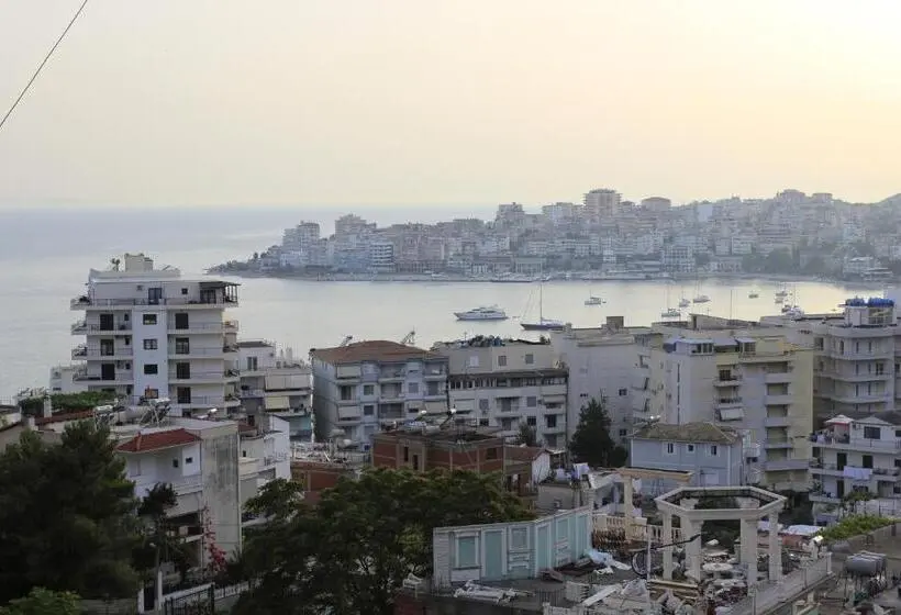 Deluxe Triple Room Sea View