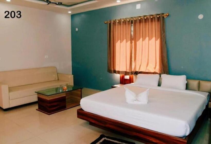 اتاق لوکس, Anjana