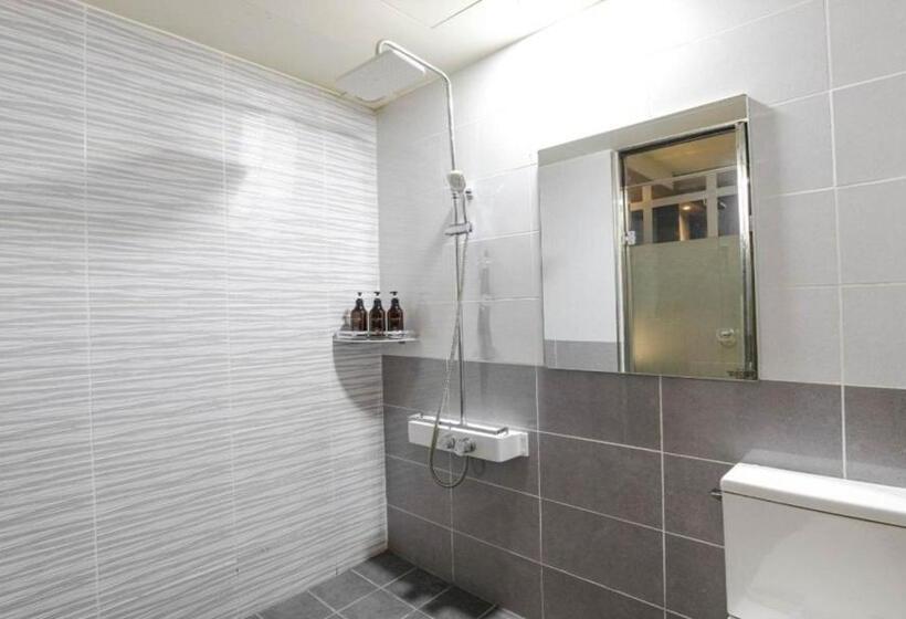 Номер Deluxe, Nowon Luxe