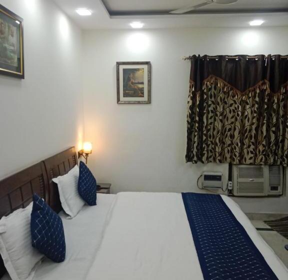 Номер Стандарт с Балконом, Yana S B&b Nearby Aiims Hospital