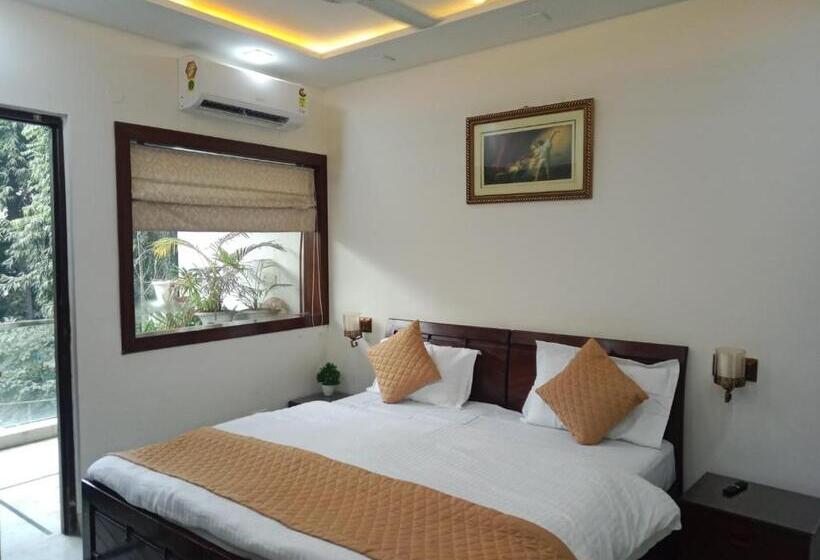 اتاق استاندارد با بالکن, Yana S B&b Nearby Aiims Hospital