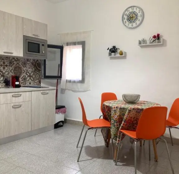 Standard-huone, Amecasa