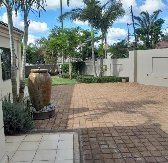 اتاق استاندارد, The Ridge Bnb