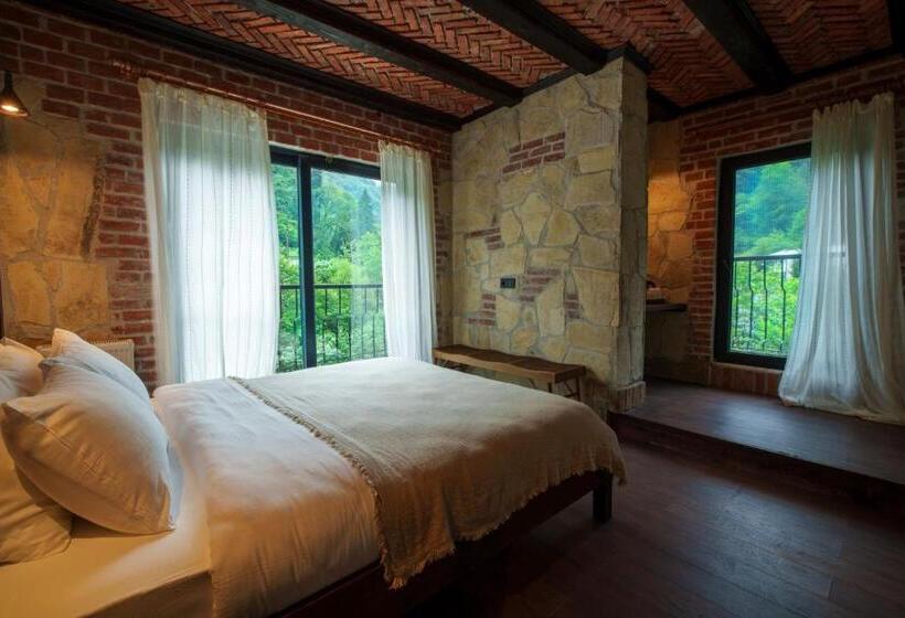 Номер Стандарт, Elwood