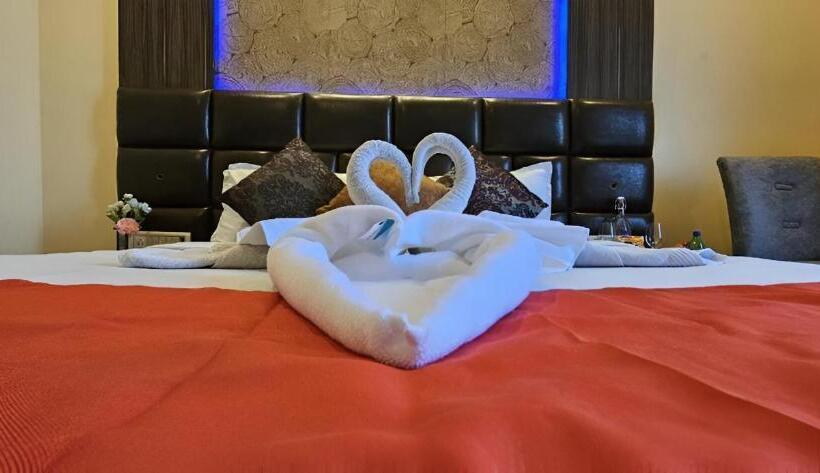 Номер Superior Кровать Кинг, Kings Resort
