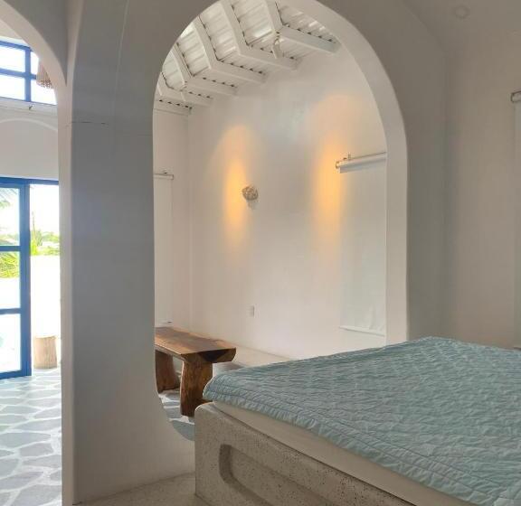 اتاق استاندارد با بالکن, Santorini Villa Cam Ranh