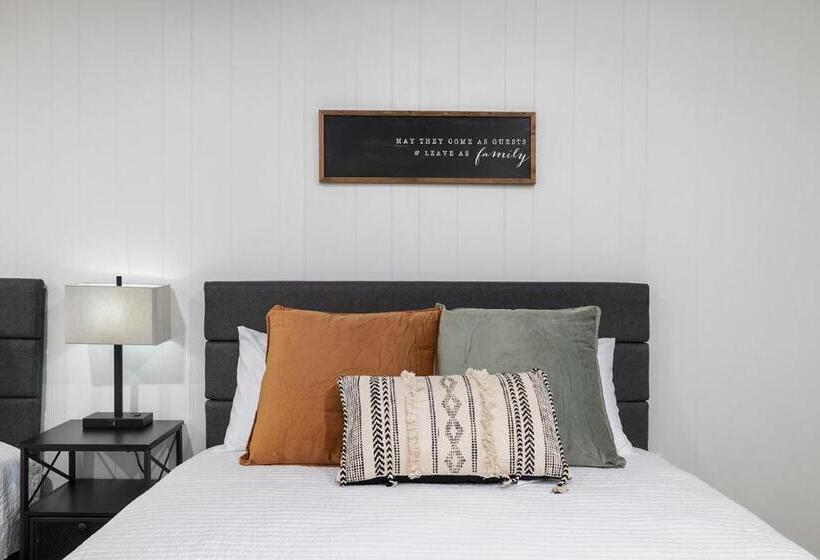 إستوديو قياسى, The Lofts On Indian Point   Near Silver Dollar City