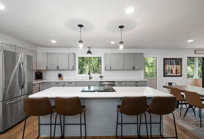 منزل غرفة نوم واحدة, The Lofts On Indian Point   Near Silver Dollar City