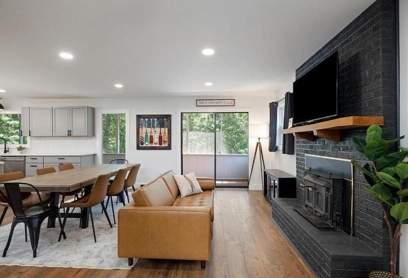 منزل غرفة نوم واحدة, The Lofts On Indian Point   Near Silver Dollar City