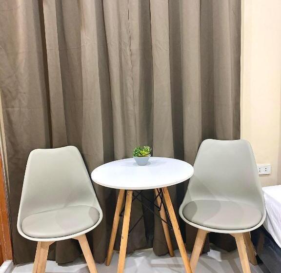 سوییت خانوادگی, Torres Traveller S Inn