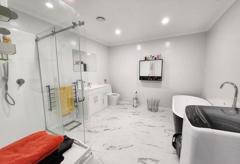 Семейное Бунгало, Animal Friendly Kitchen + Parking