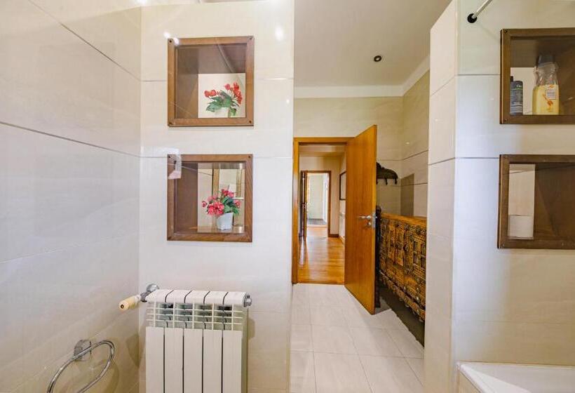 غرفة قياسية, Casa Da Calçada