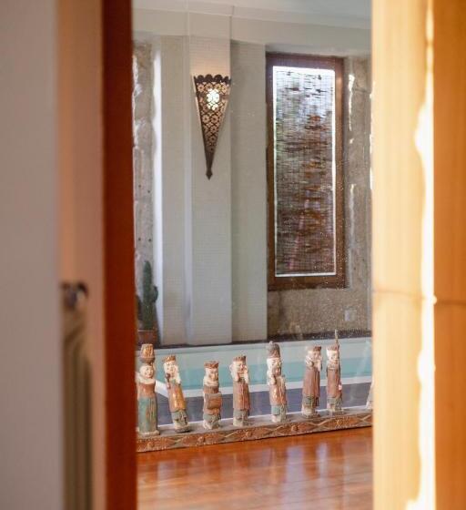 غرفة عائلية, Casa Da Calçada