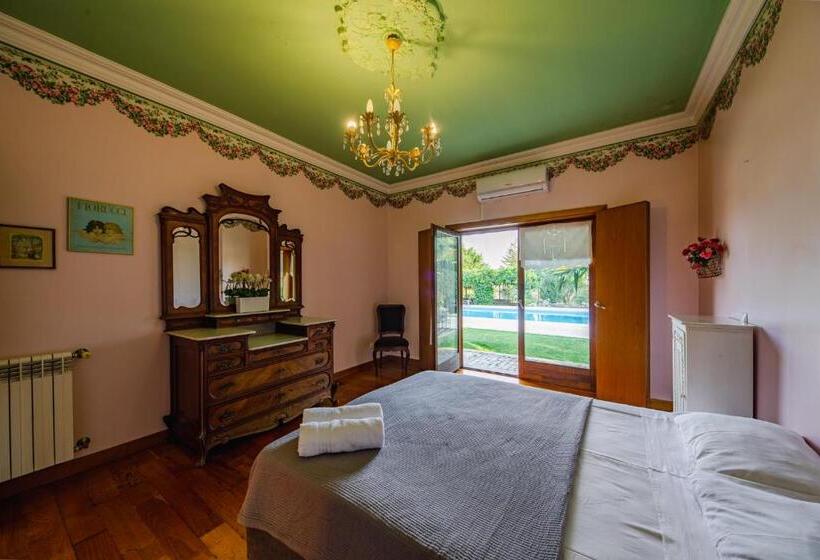 غرفة عائلية, Casa Da Calçada