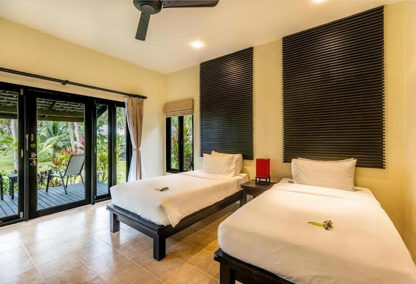 كابينة, Phukhaolak Resort