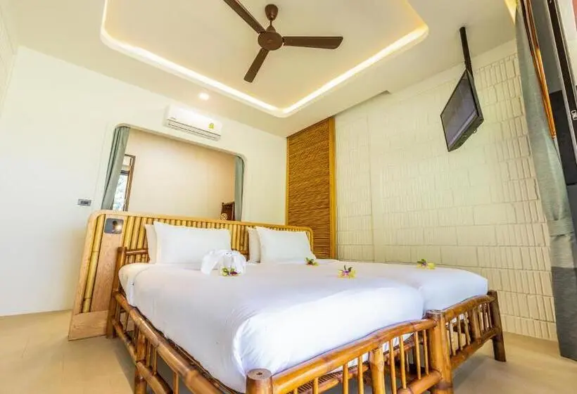 Deluxe-huone, Phukhaolak Resort