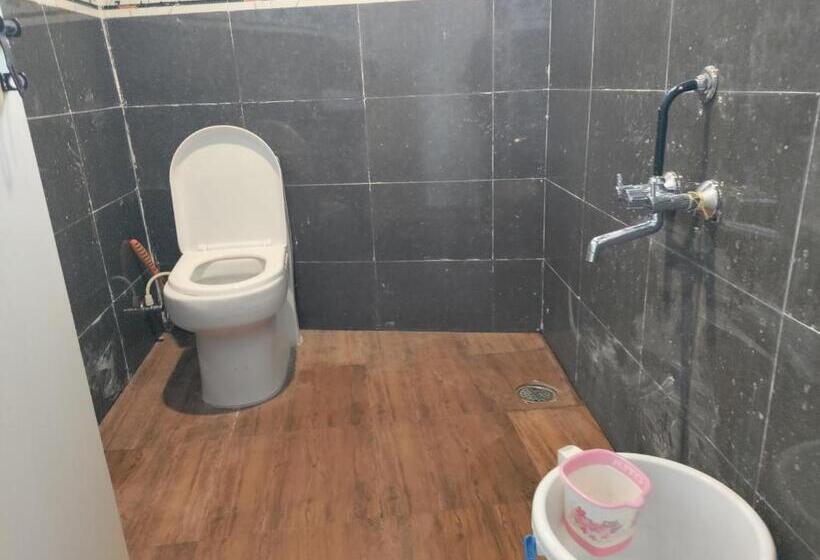 이코노미 트리플 룸, Siri Vismaya Home Stay