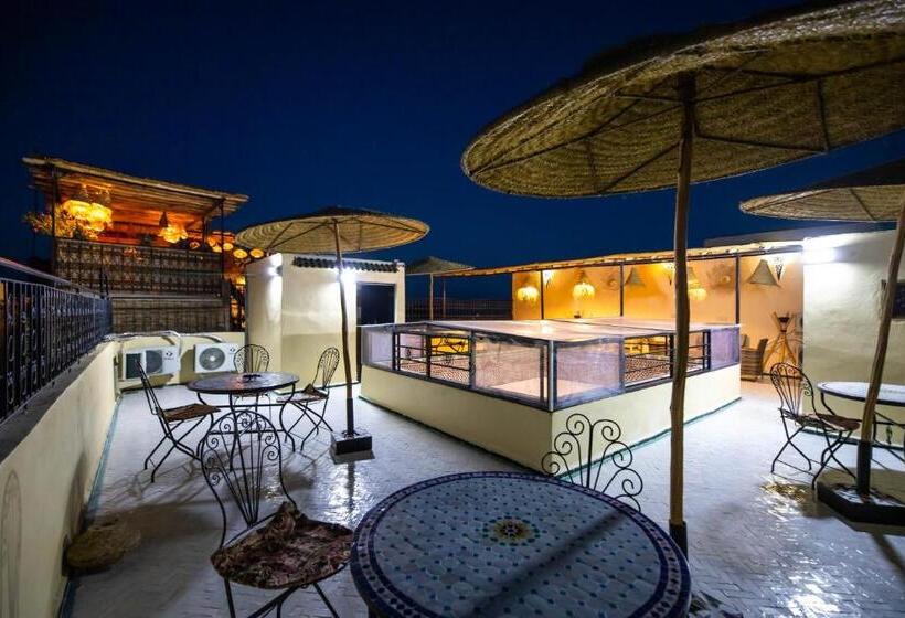 豪华三人间, Riad Tafoukt Fes