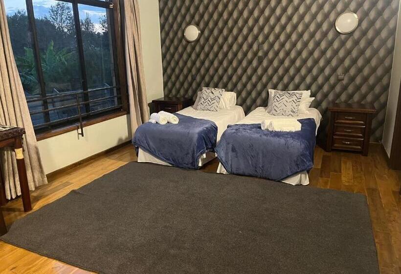 اتاق استاندارد, Florances Rest House