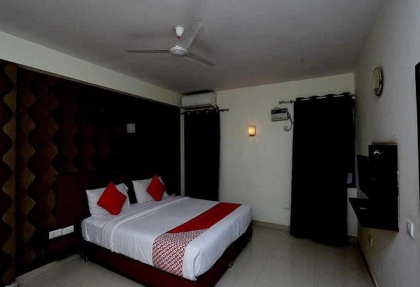 Triple Classic Room, Collection O Hotel Himalaya